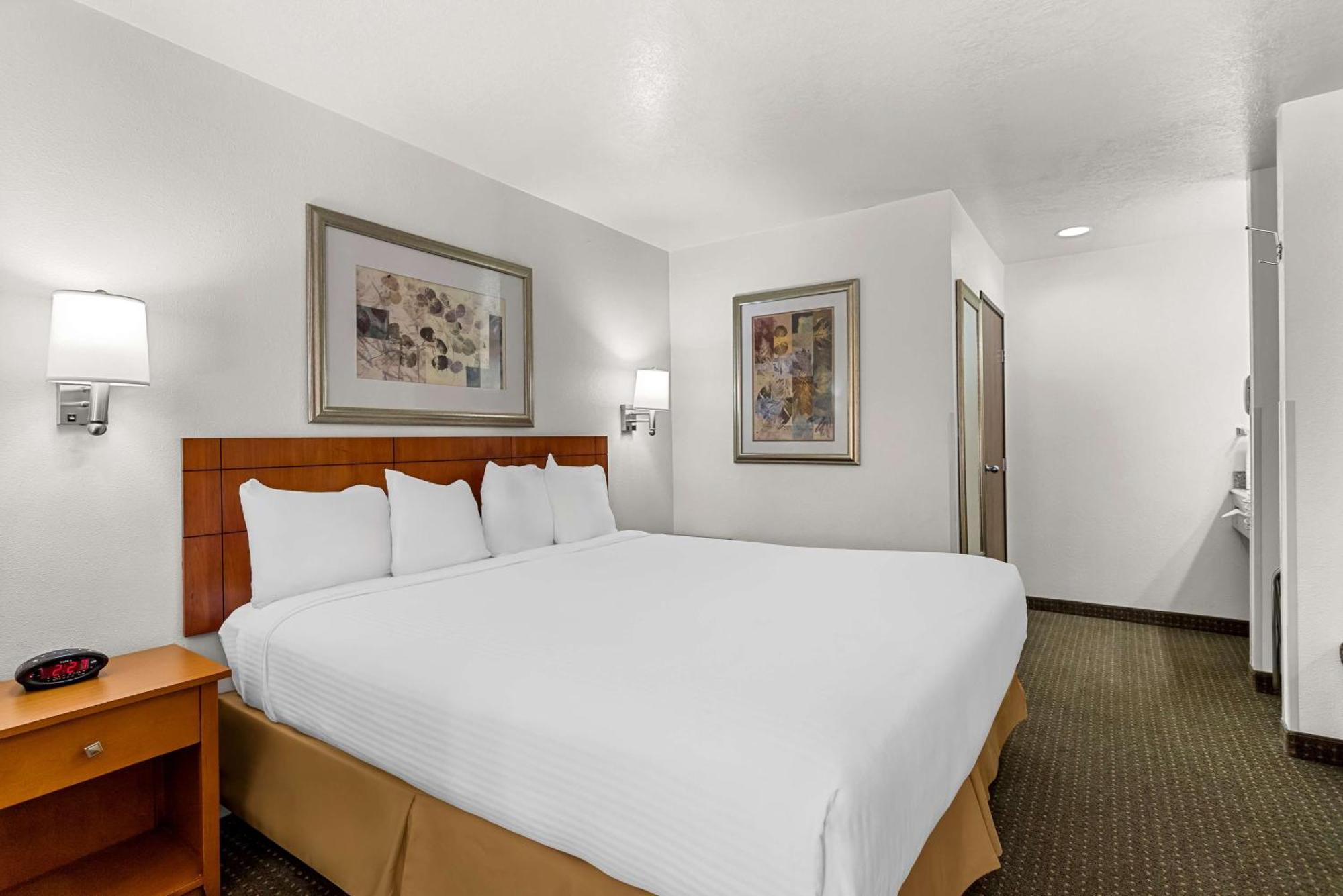 Best Western & 3*